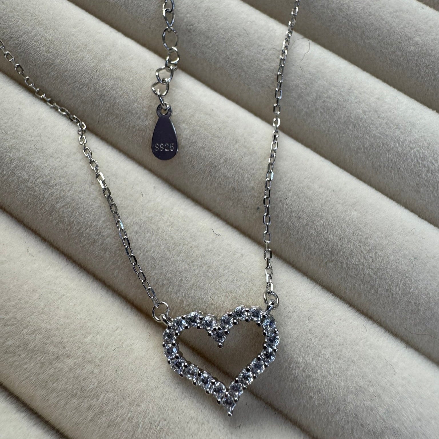 Verona Heart Pavé Necklace - Necklace | Celestia Fine Jewelry